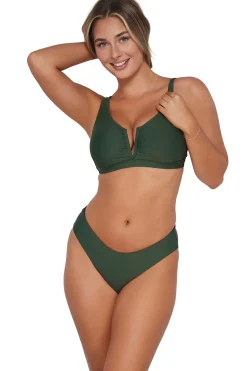 Sunsets Island Green Vienna V-Wire Top