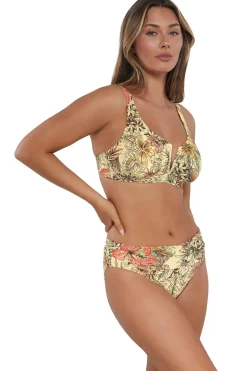 Sunsets Island Spice Unforgettable Bottom